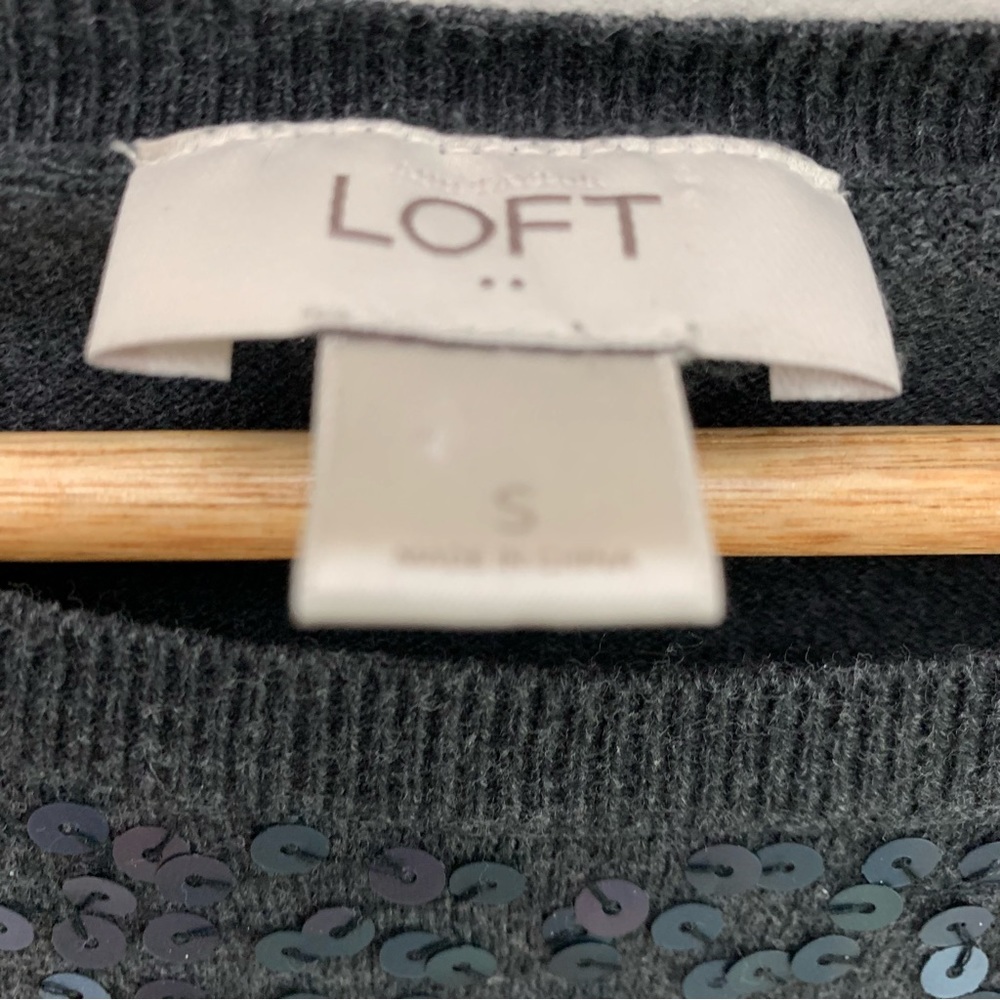 LOFT Sparkly Gray Sweater size Small - Picture 6 of 8